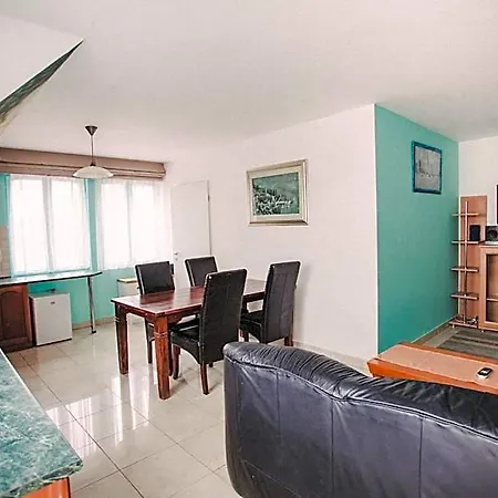 Oetoesfogat Panzio Bed & Breakfast 3*