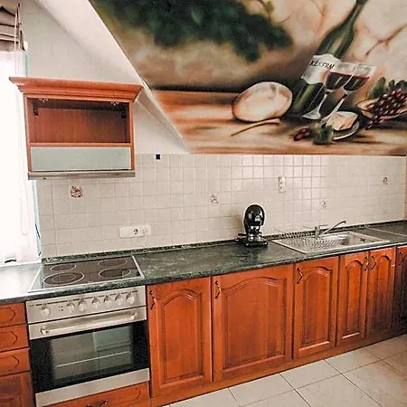 Oetoesfogat Panzio فندق مبيت وإفطار 3*