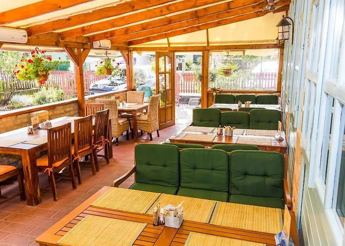 B&B Oetoesfogat Panzio Siófok